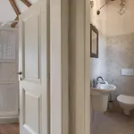 Lavanda Villa *