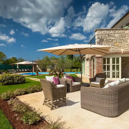 Lavanda Villa