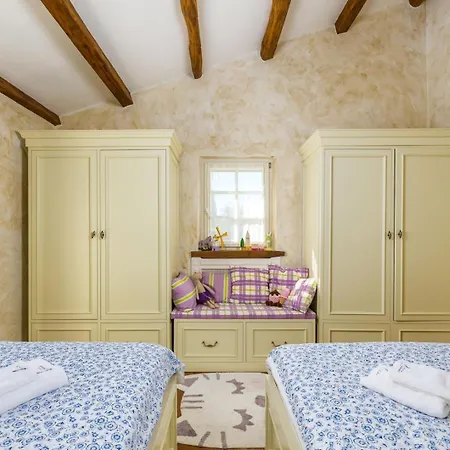 Villa Lavanda Tinjan