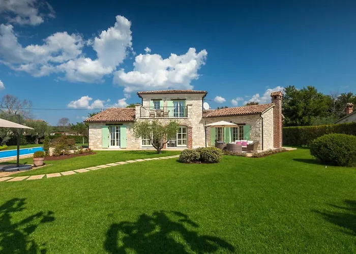 Lavanda Villa Tinjan